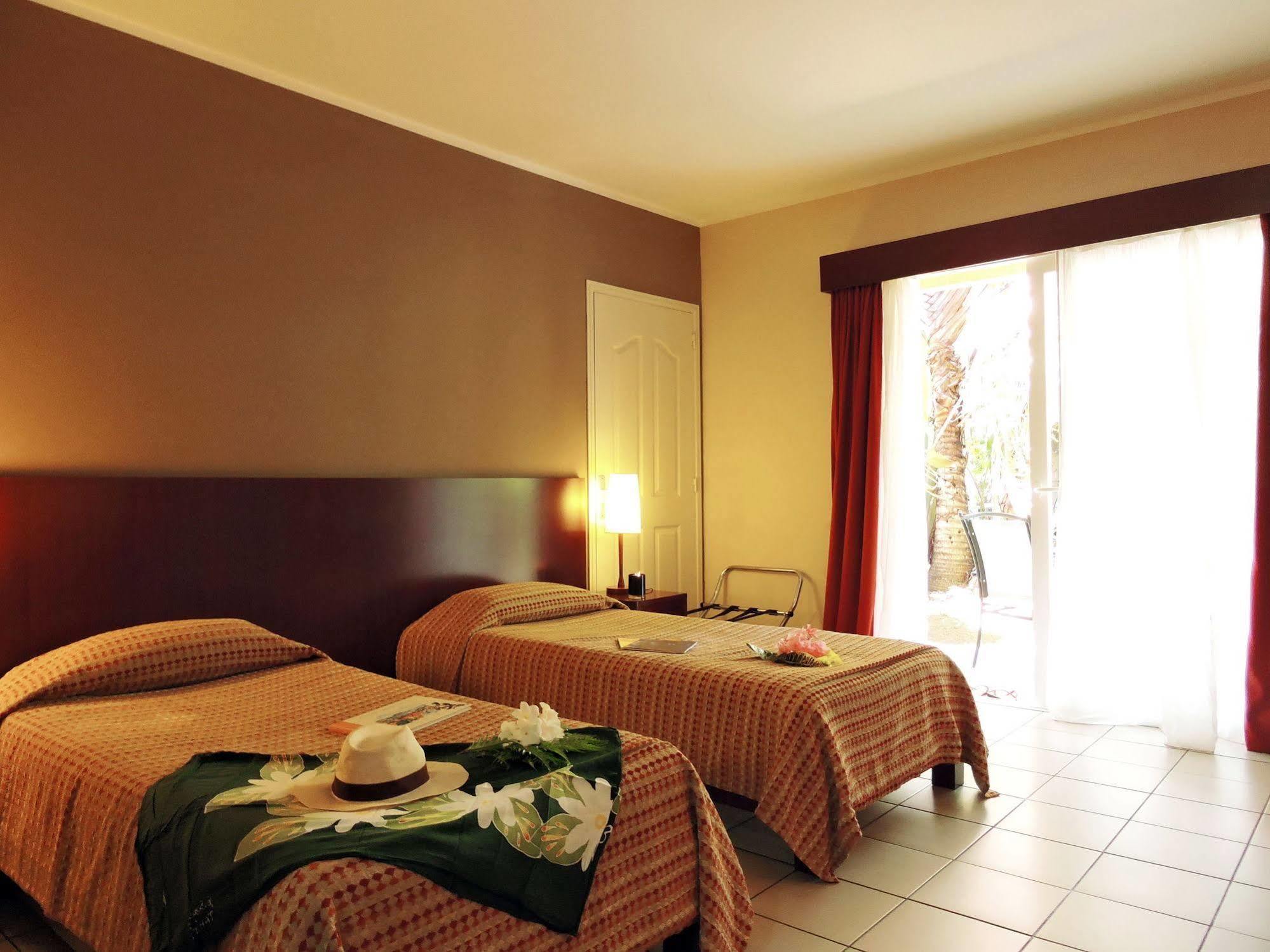 Koniambo Hotel Kone Ngoại thất bức ảnh